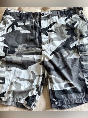 Men's Grey Camo Cargo Shorts Camouflage Cargo Shorts White Gray Black